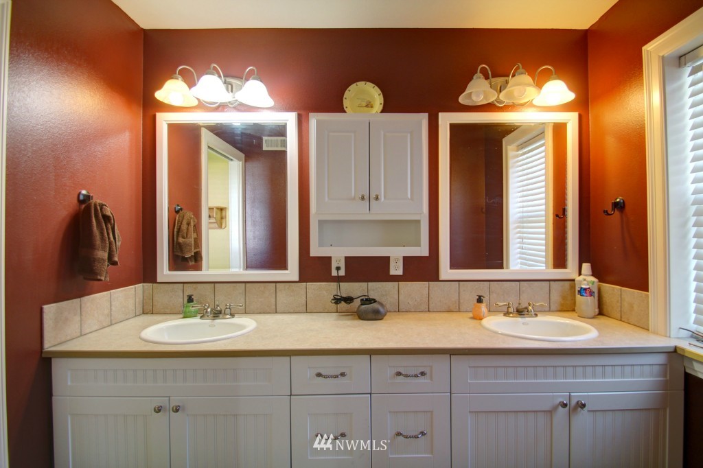 8316 Van Buren Road Everson, WA 98247 - Photo 16 of 24 Gallery Image 16