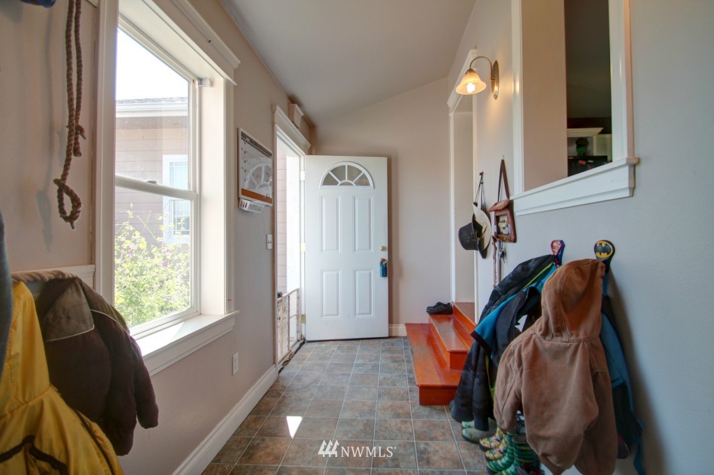 8316 Van Buren Road Everson, WA 98247 - Photo 8 of 24 Gallery Image 8