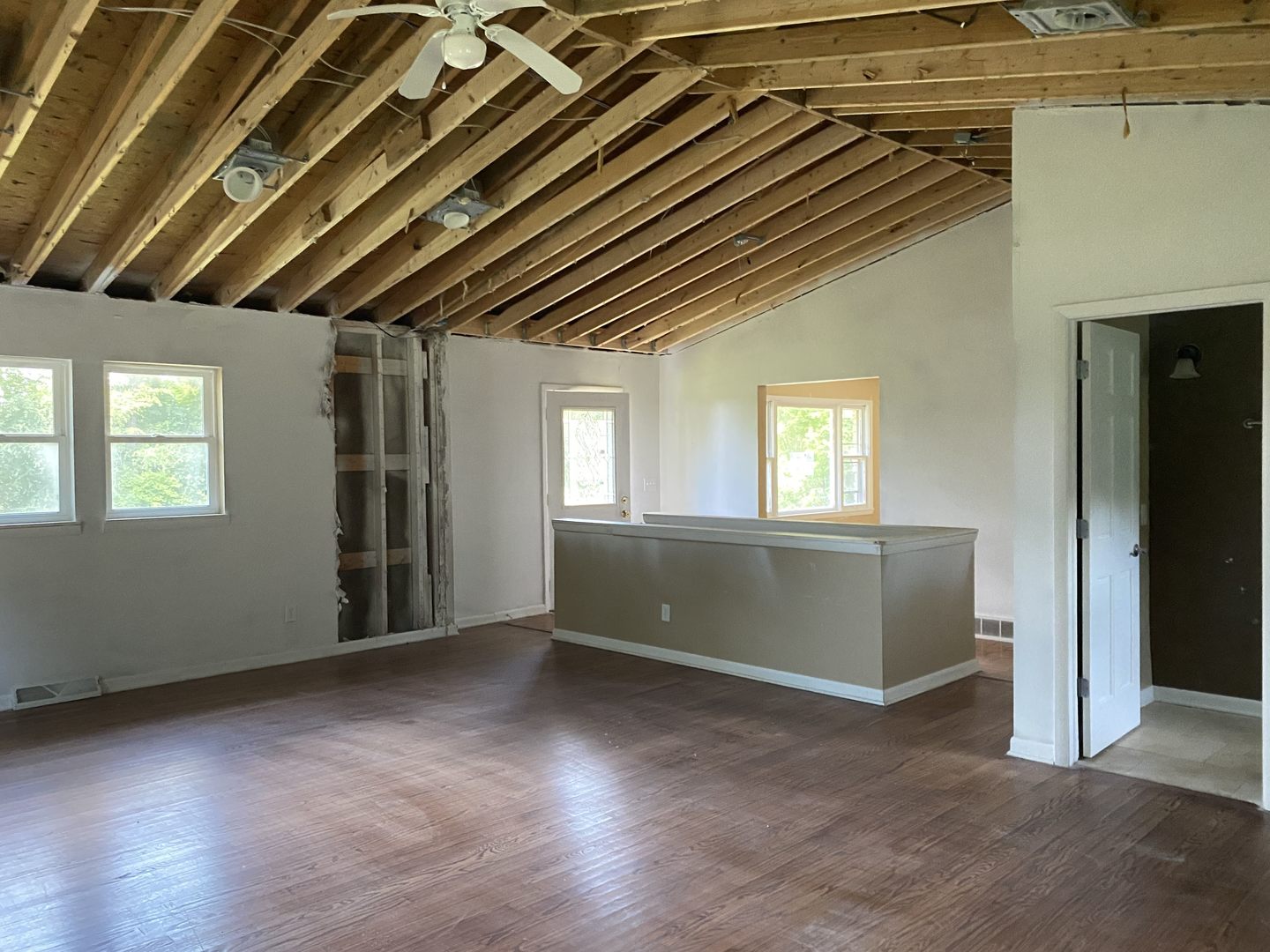28308 Lukens Road Sycamore, IL 60178 - Photo 2 of 13