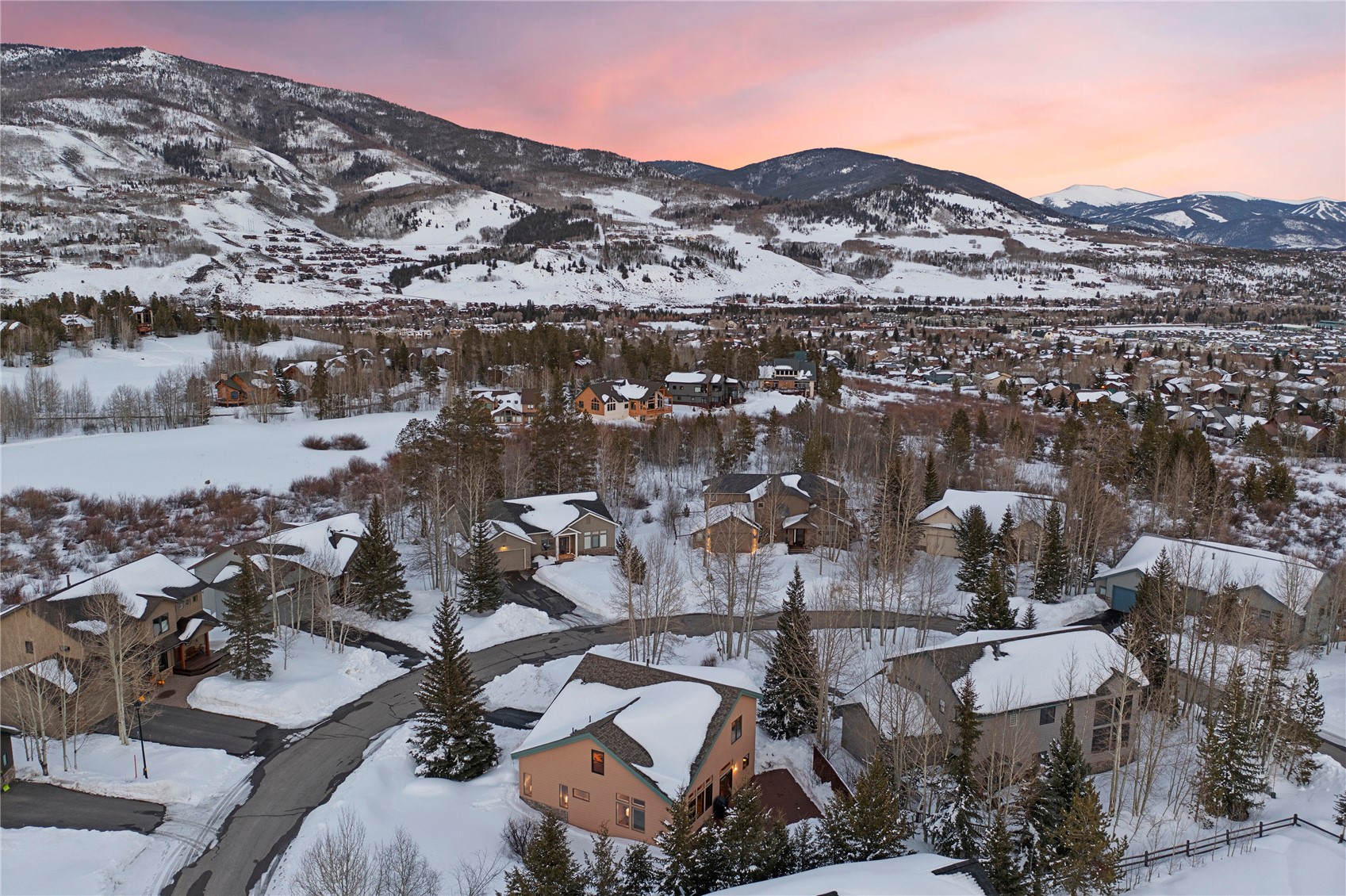 709 Eveningstar Road Silverthorne, CO 80498 - Photo 3 of 35 Gallery Image 3