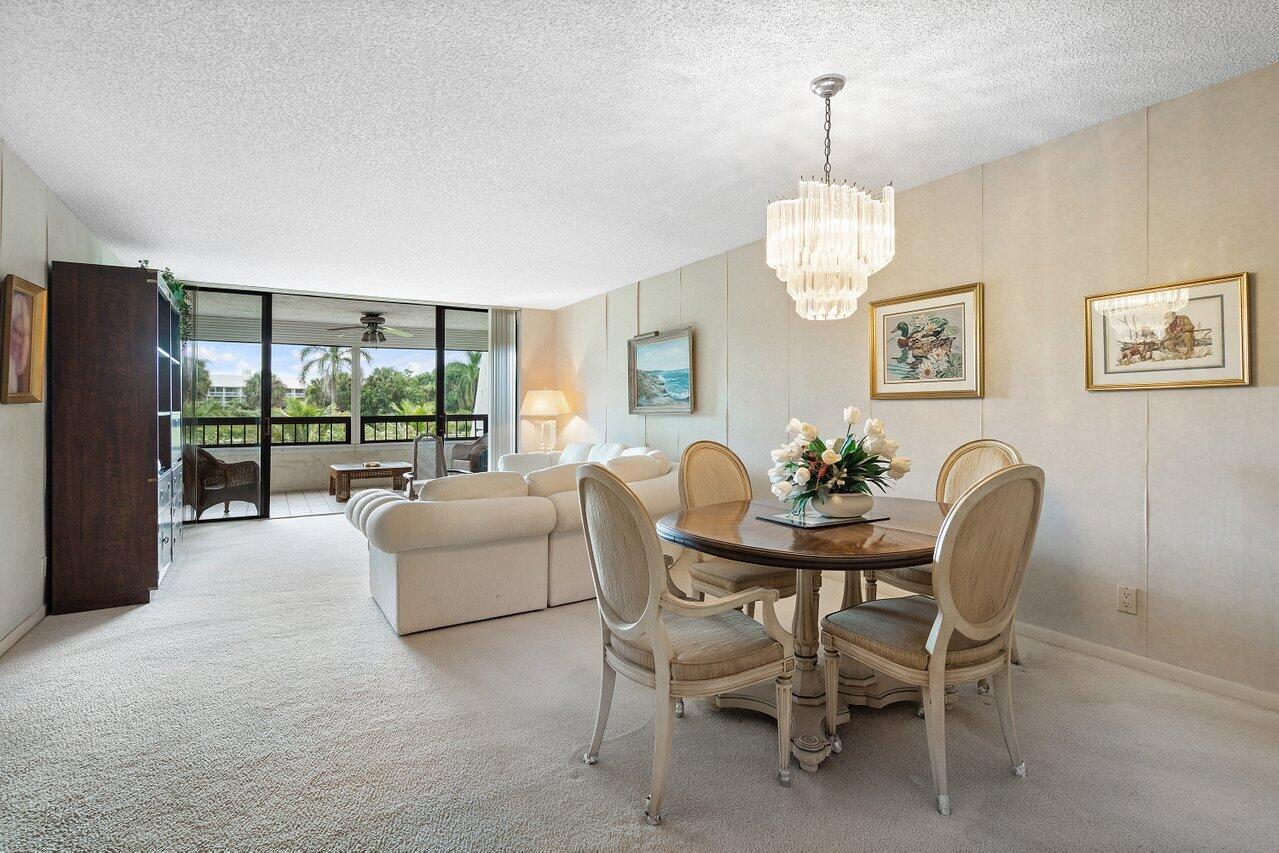 6420 Boca Del Mar Drive, Unit 207 Boca Raton, FL 33433 - Photo 7 of 36 Living room