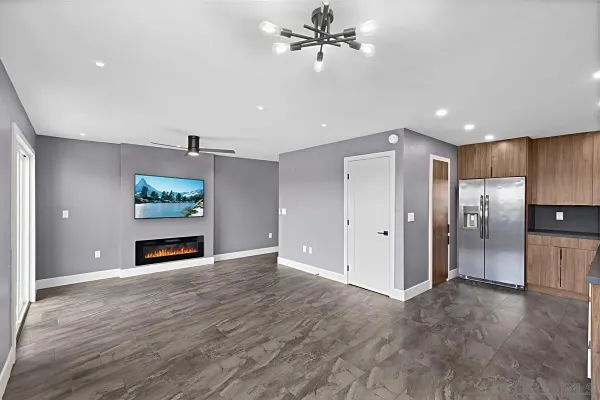 $3,200 | 3065 Cowley Way, Unit 46, San Diego, CA 92117