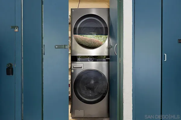 $3,200 | 3065 Cowley Way, Unit 46, San Diego, CA 92117