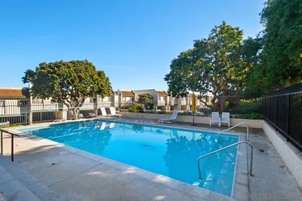 $3,200 | 3065 Cowley Way, Unit 46, San Diego, CA 92117