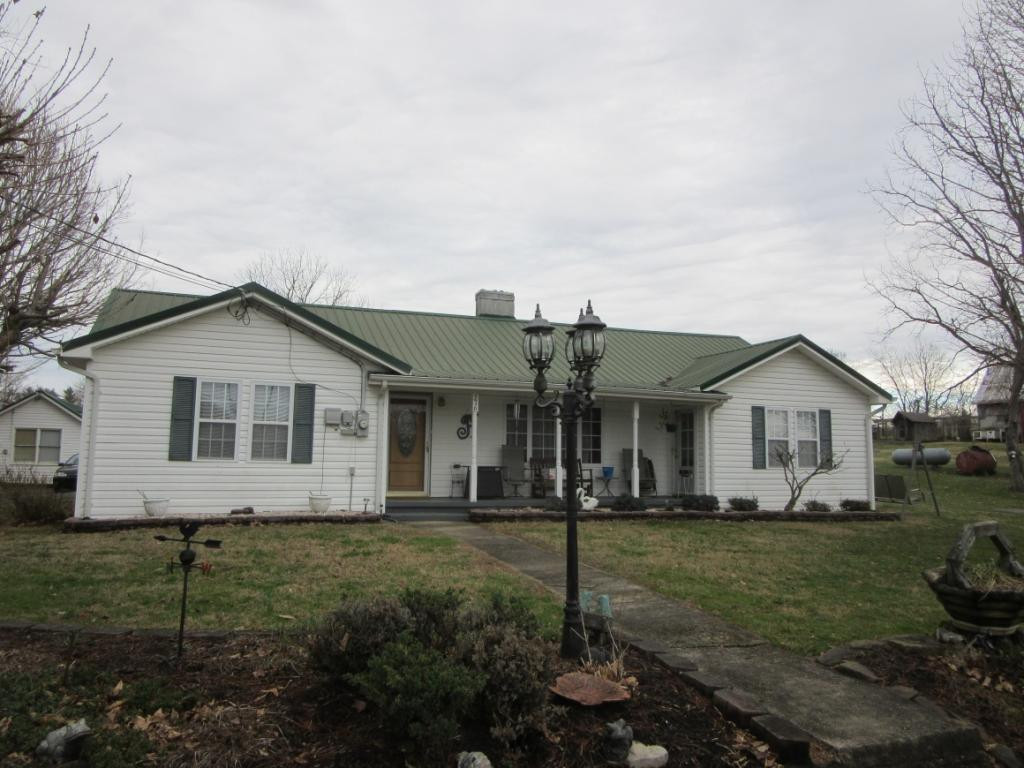376 Watauga Road Elizabethton, TN 37643 - Photo 1 of 26 Photo 1