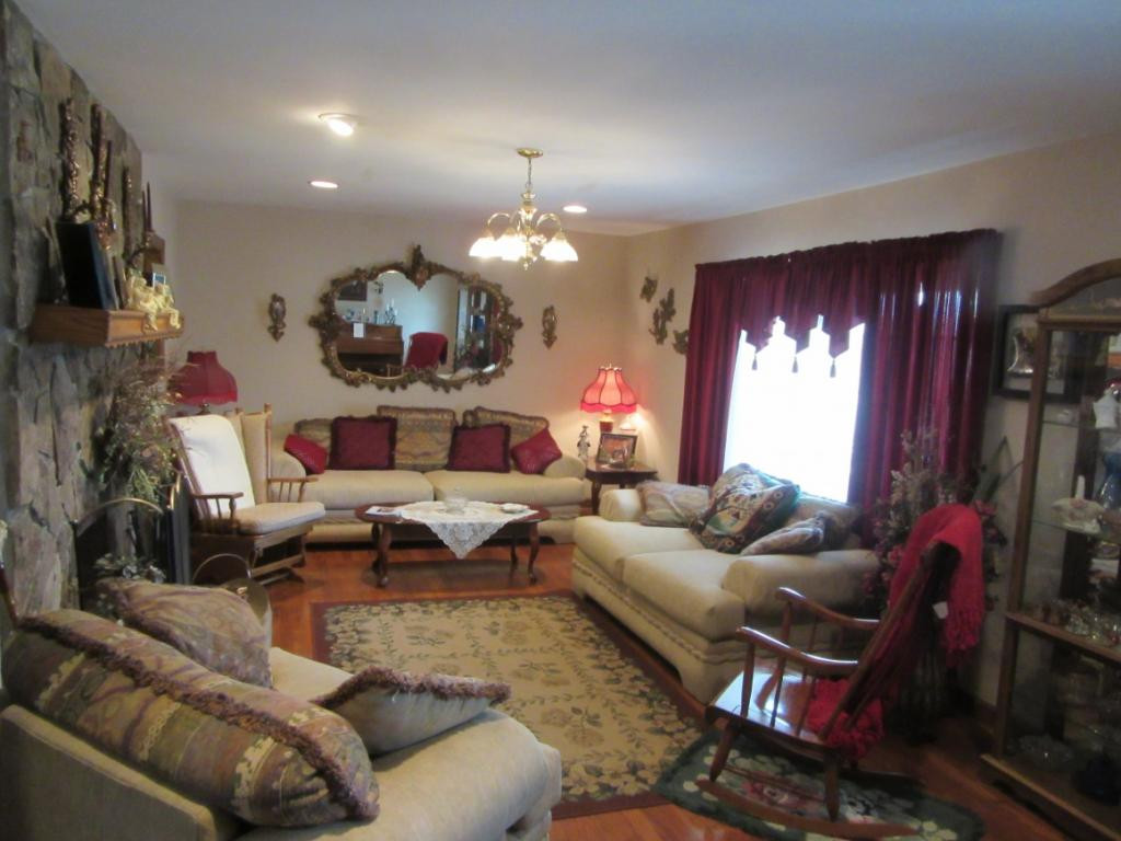 376 Watauga Road Elizabethton, TN 37643 - Photo 11 of 26 Photo 11