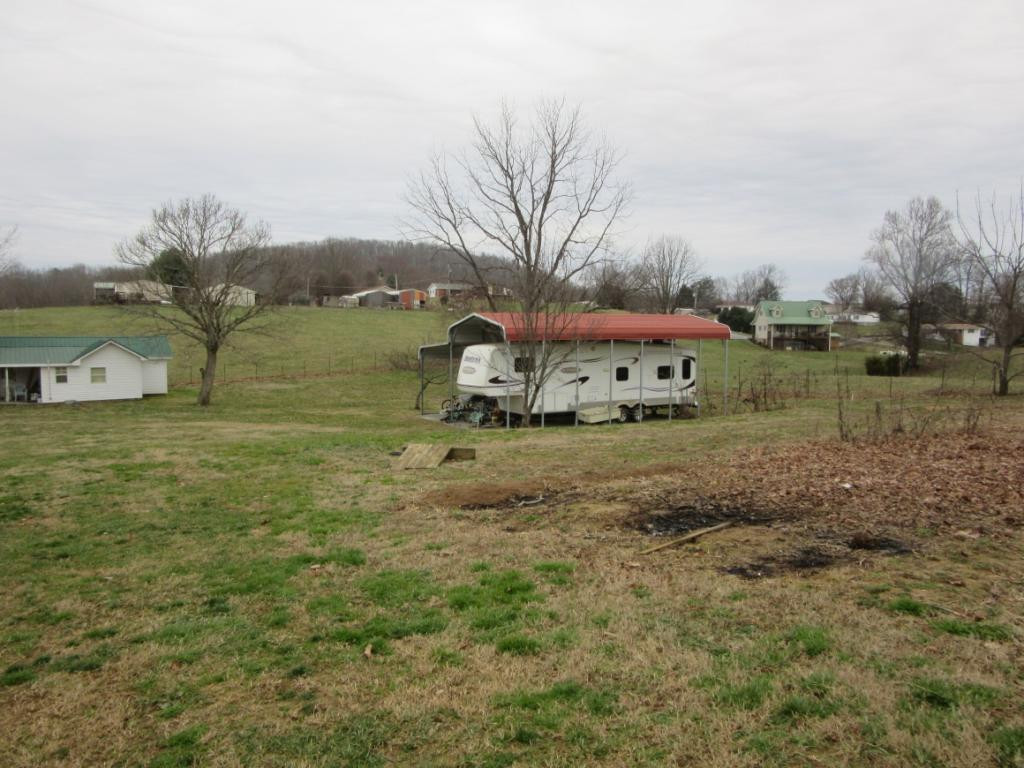 376 Watauga Road Elizabethton, TN 37643 - Photo 6 of 26 Photo 6