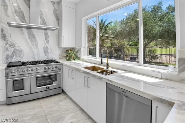 $2,895,000 | 42 Grand Miramar Drive, Henderson, NV 89011