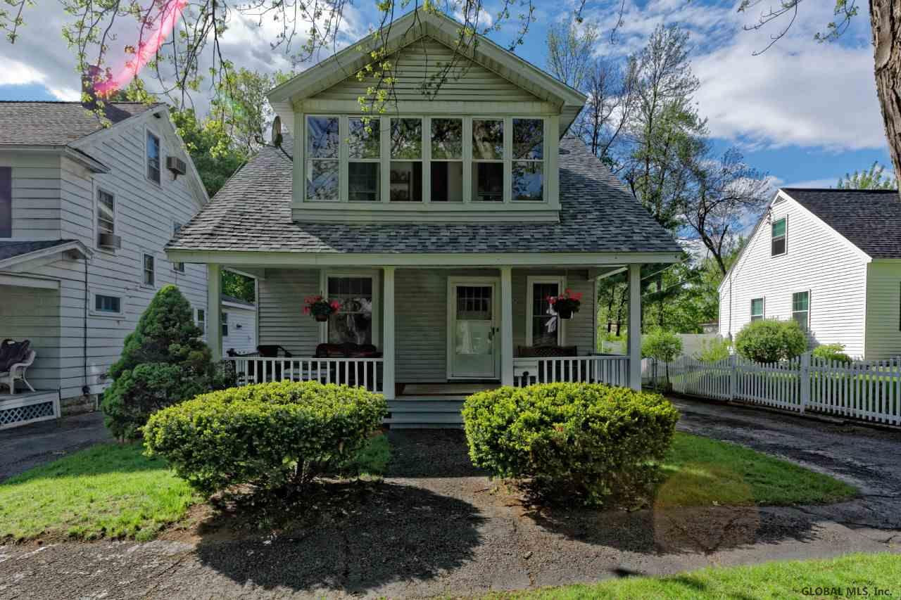 167 Eastholm Road Schenectady, NY 12304 - Photo 1 of 25 Photo 1