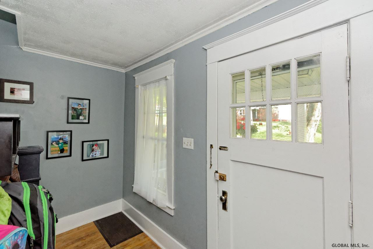 167 Eastholm Road Schenectady, NY 12304 - Photo 16 of 25 Photo 16