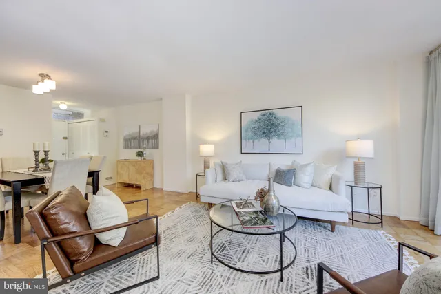 $370,000 | 395 O Street Southwest, Washington, DC 20024