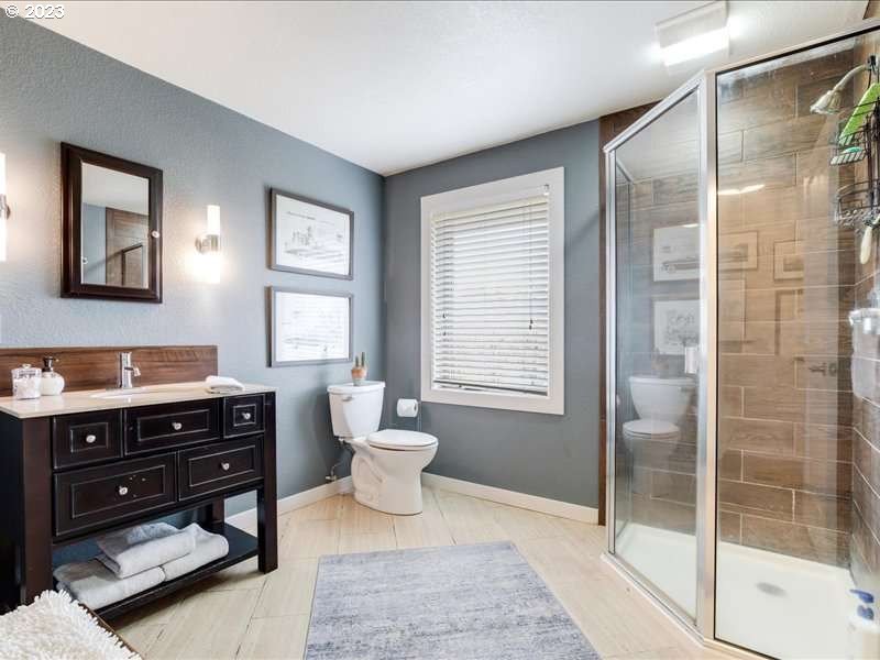 21035 Northeast Niederberger Road Dundee, OR 97115 - Photo 2 of 25 Gallery Image 2