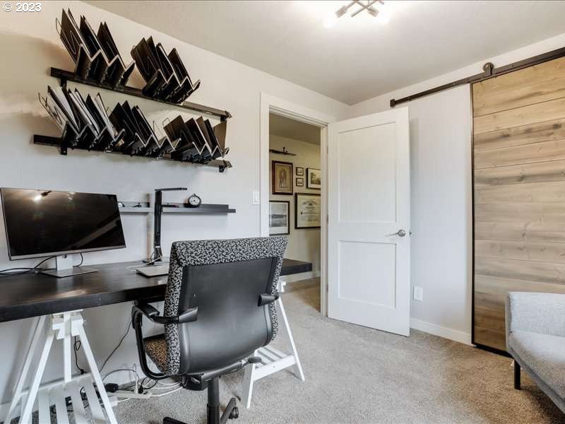 21035 Northeast Niederberger Road Dundee, OR 97115 - Photo 7 of 25 Gallery Image 7