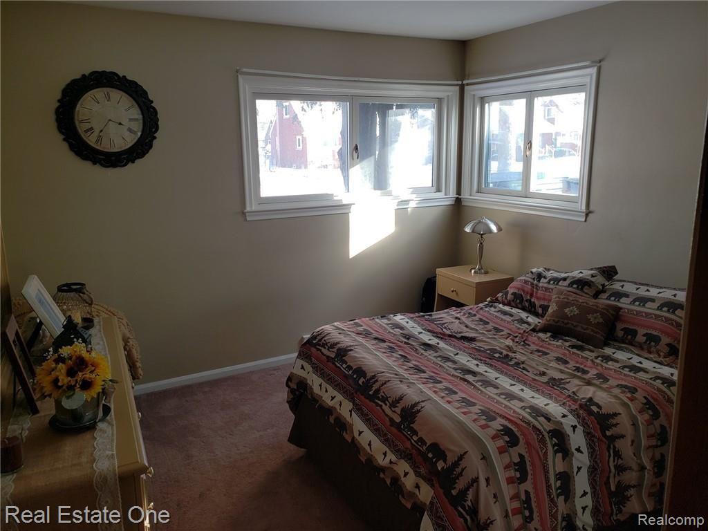 7834 Harding Street Taylor, MI 48180 - Photo 12 of 29 Harding 18.jpg