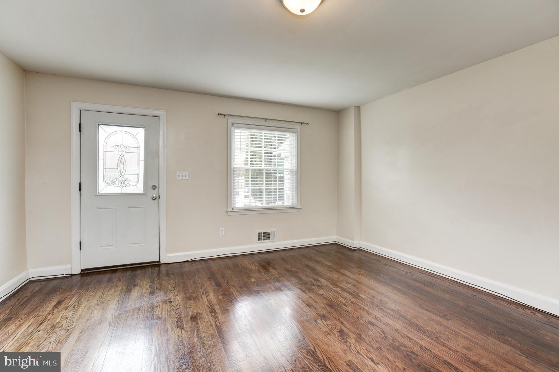 339 Grovethorn Road Baltimore, MD 21220 - Photo 10 of 37
