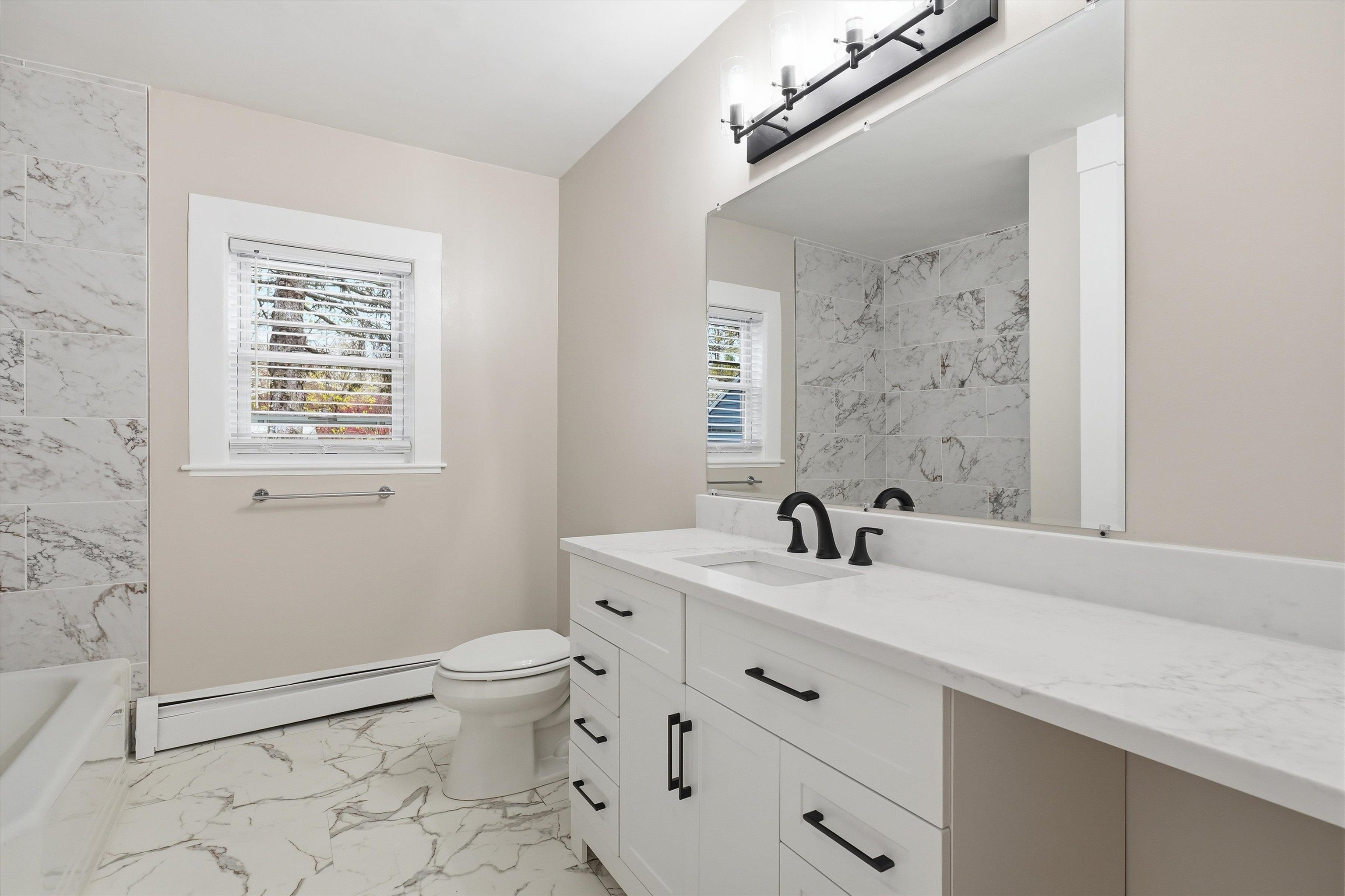 293 Lawrence Road Salem, NH 03079 - Photo 16 of 41 Gallery Image 16
