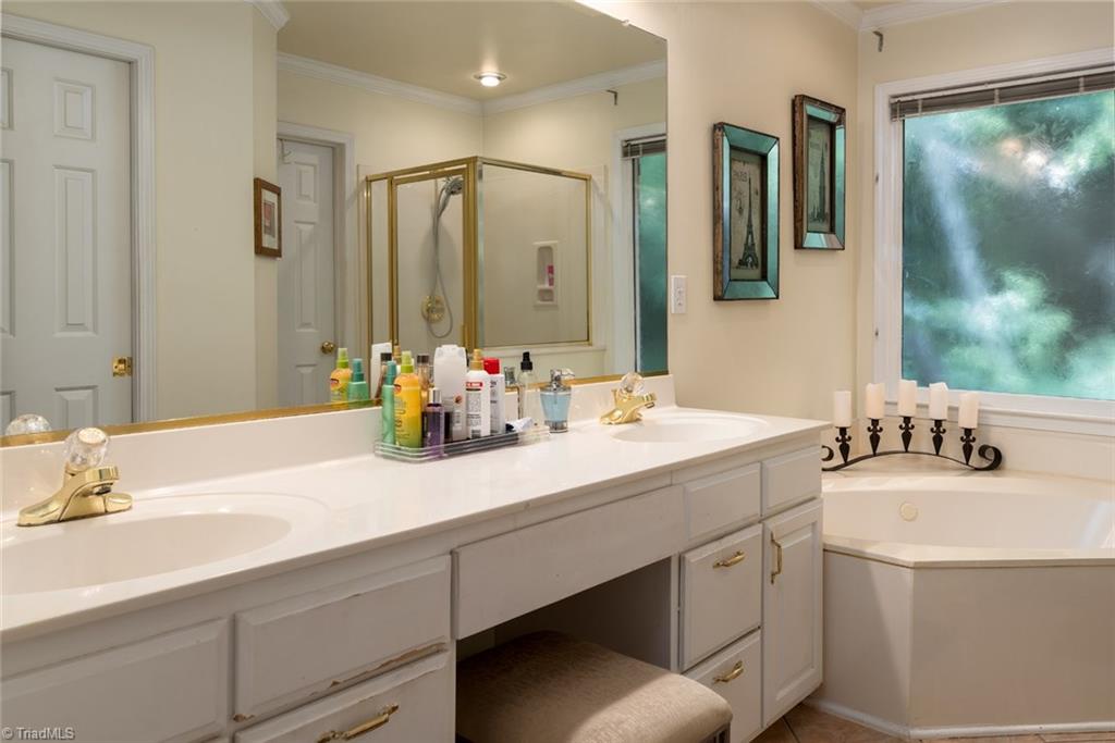 5016 Haystack Hill Road Winston-Salem, NC 27106 - Photo 16 of 23