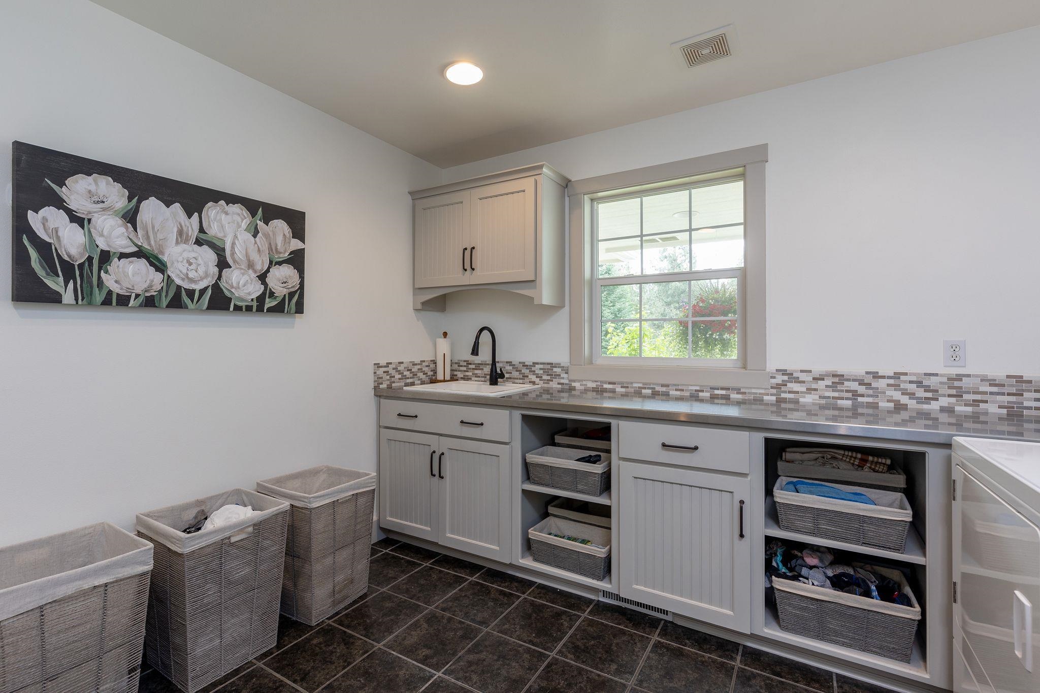 110 West Monroe Road Colbert, WA 99005 - Photo 16 of 48