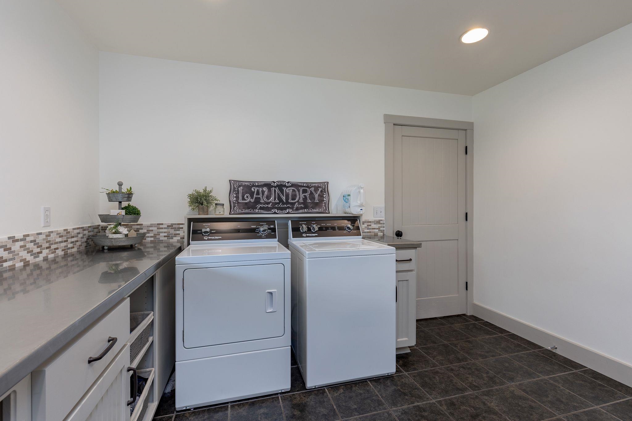 110 West Monroe Road Colbert, WA 99005 - Photo 17 of 48