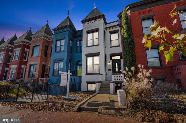 $999,999 | 1018 11th Street Northeast, Washington, DC 20002