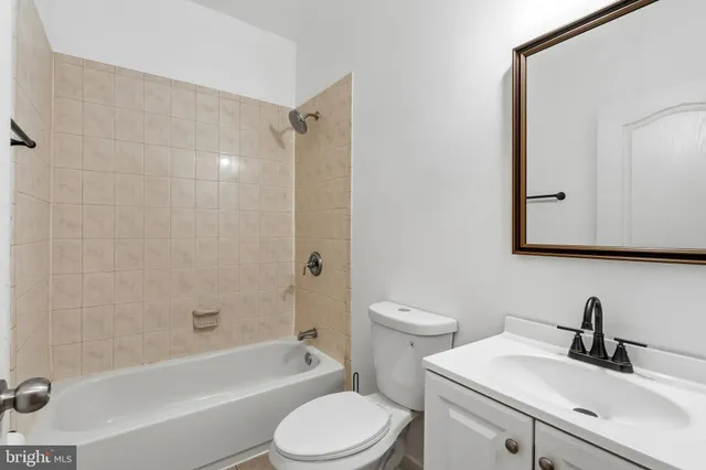 $999,999 | 1018 11th Street Northeast, Washington, DC 20002