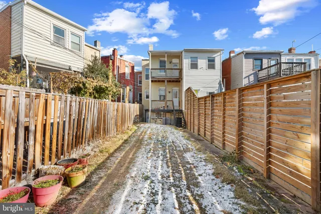 $999,999 | 1018 11th Street Northeast, Washington, DC 20002