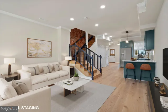 $999,999 | 1018 11th Street Northeast, Washington, DC 20002