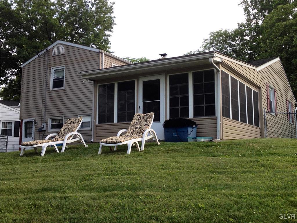 2026 Hopewell Road Bethlehem, PA 18017 - Photo 4 of 48 Gallery Image 4
