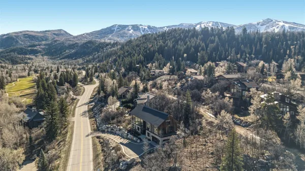 $6,200,000 | 1136 Steamboat Boulevard, Steamboat Springs, CO 80487
