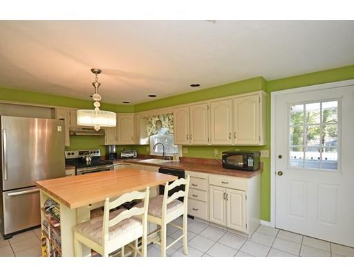 22 Ladybank Road Worcester, MA 01606 - Photo 2 of 20 Gallery Image 2