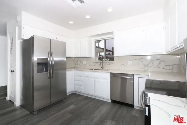 $2,995 | 76983 California Drive, Palm Desert, CA 92211