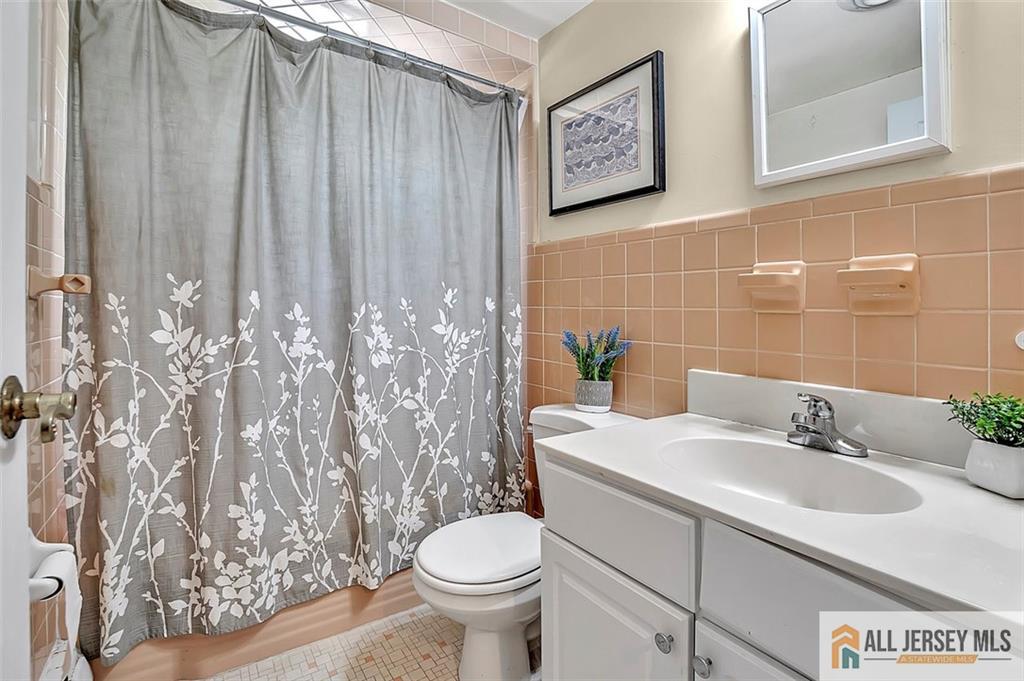 20 Ryan Road Cranbury, NJ 08512 - Photo 23 of 34 Gallery Image 23