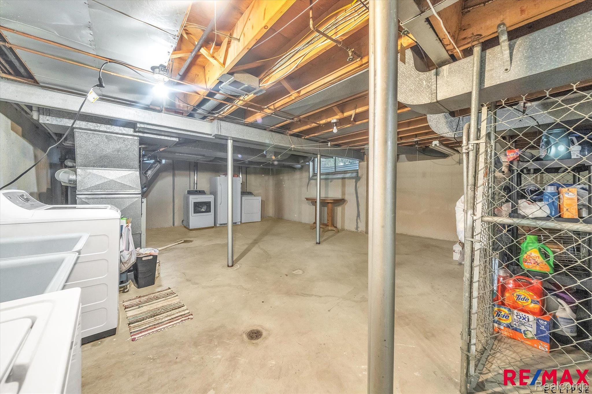16579 Middlebelt Road Livonia, MI 48154 - Photo 20 of 24 Gallery Image 20