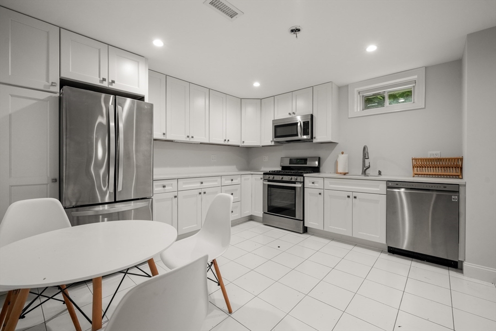 26 Brookfield Road Waltham, MA 02452 - Photo 21 of 37 Gallery Image 21