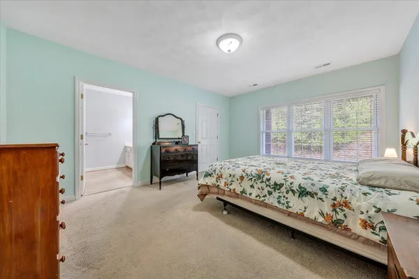 $297,900 | 4865 Glen Ivy Lane Southwest, Unit 208, Roanoke, VA 24018