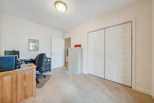 $297,900 | 4865 Glen Ivy Lane Southwest, Unit 208, Roanoke, VA 24018