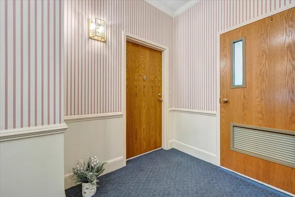 $297,900 | 4865 Glen Ivy Lane Southwest, Unit 208, Roanoke, VA 24018