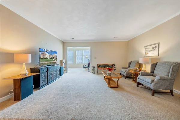 $297,900 | 4865 Glen Ivy Lane Southwest, Unit 208, Roanoke, VA 24018