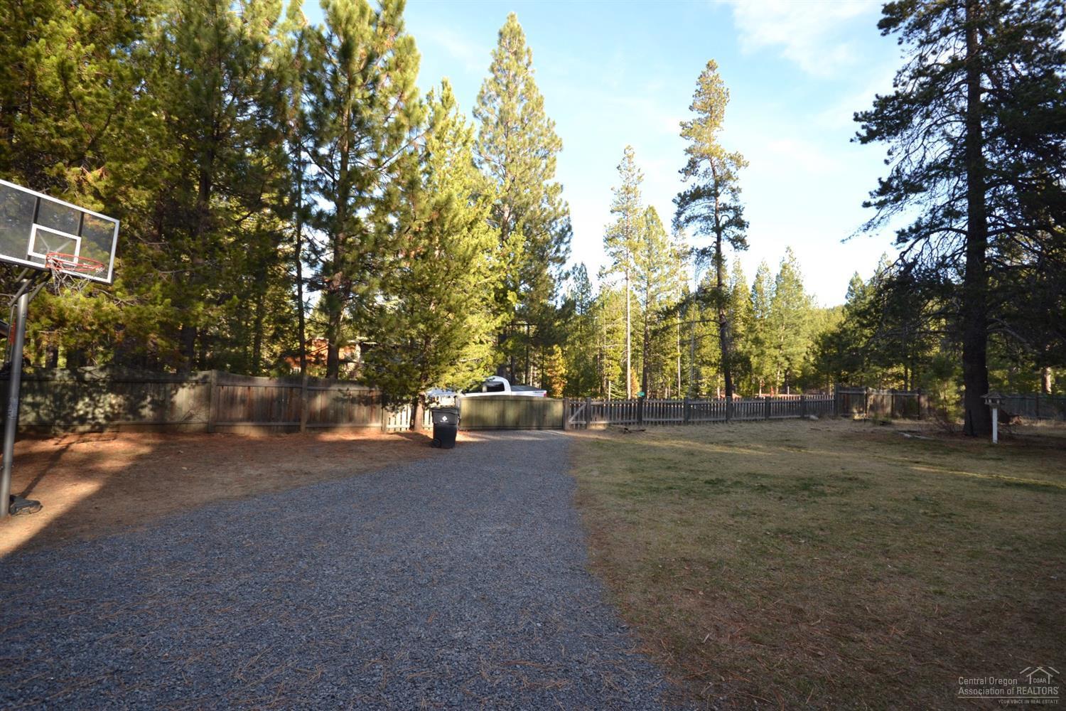 61535 Mill Rd Bend Bend, OR 97703 - Photo 24 of 25 Gallery Image 24