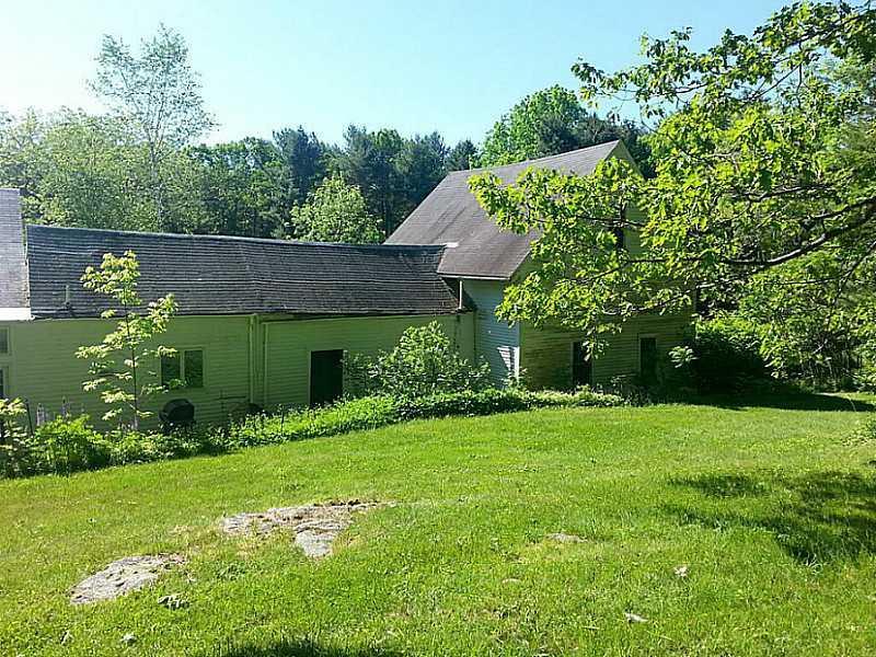 194 Ridge Road Newcastle, ME 04553 - Photo 5 of 24 Exterior Back.