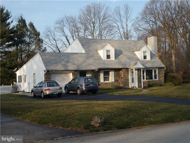 3429 Tyson Road Newtown Square, PA 19073 - Photo 2 of 24 Front Yard