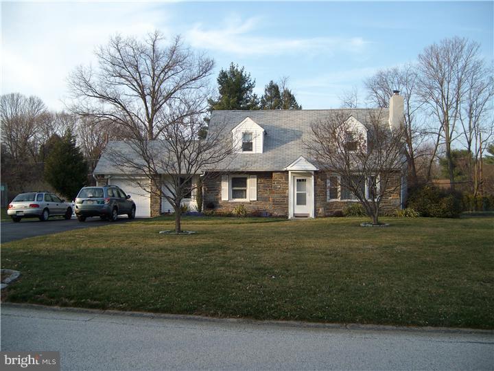 3429 Tyson Road Newtown Square, PA 19073 - Photo 3 of 24 Front Yard