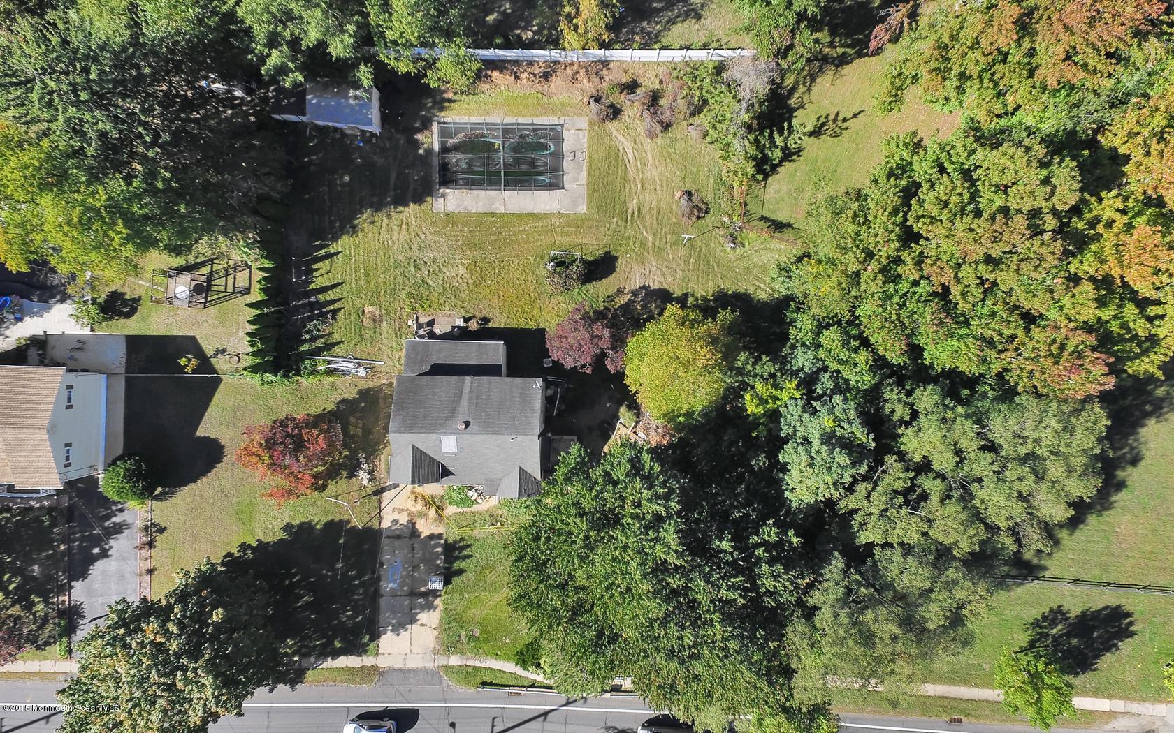 127 Cherry Tree Farm Road Middletown, NJ 07748 - Photo 11 of 12 15-photo-web-1680x1050-522078