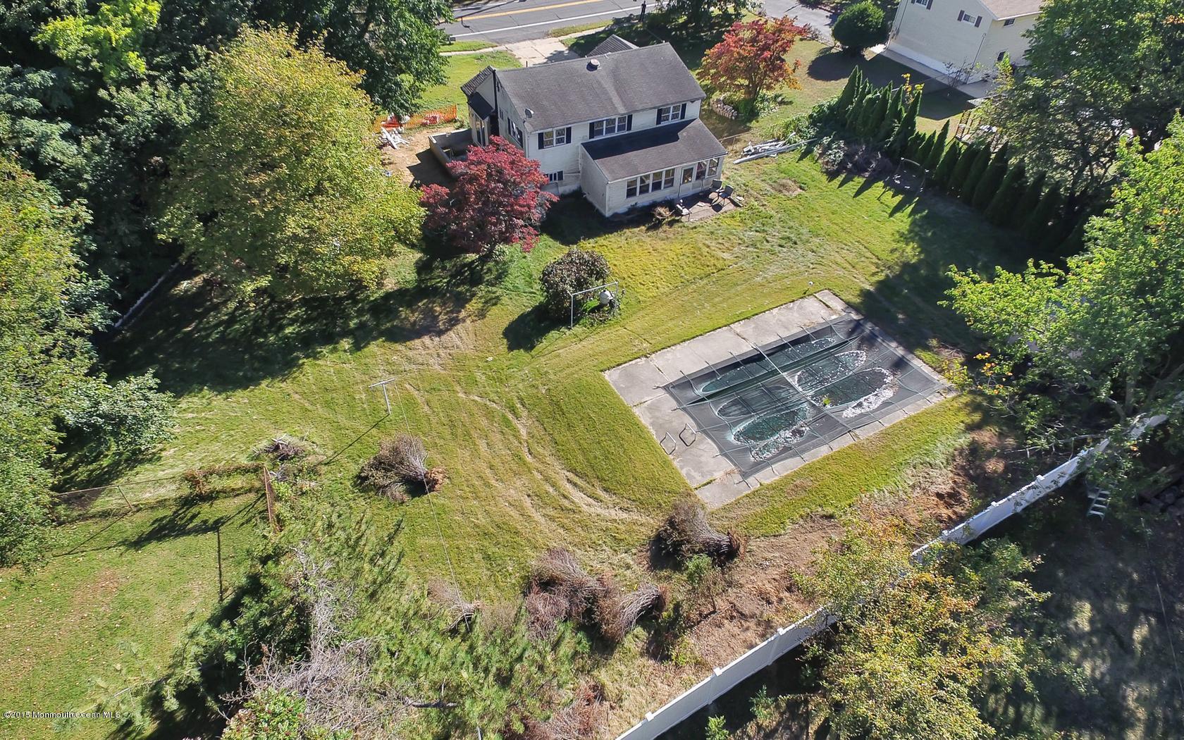 127 Cherry Tree Farm Road Middletown, NJ 07748 - Photo 7 of 12 9-photo-web-1680x1050-523086