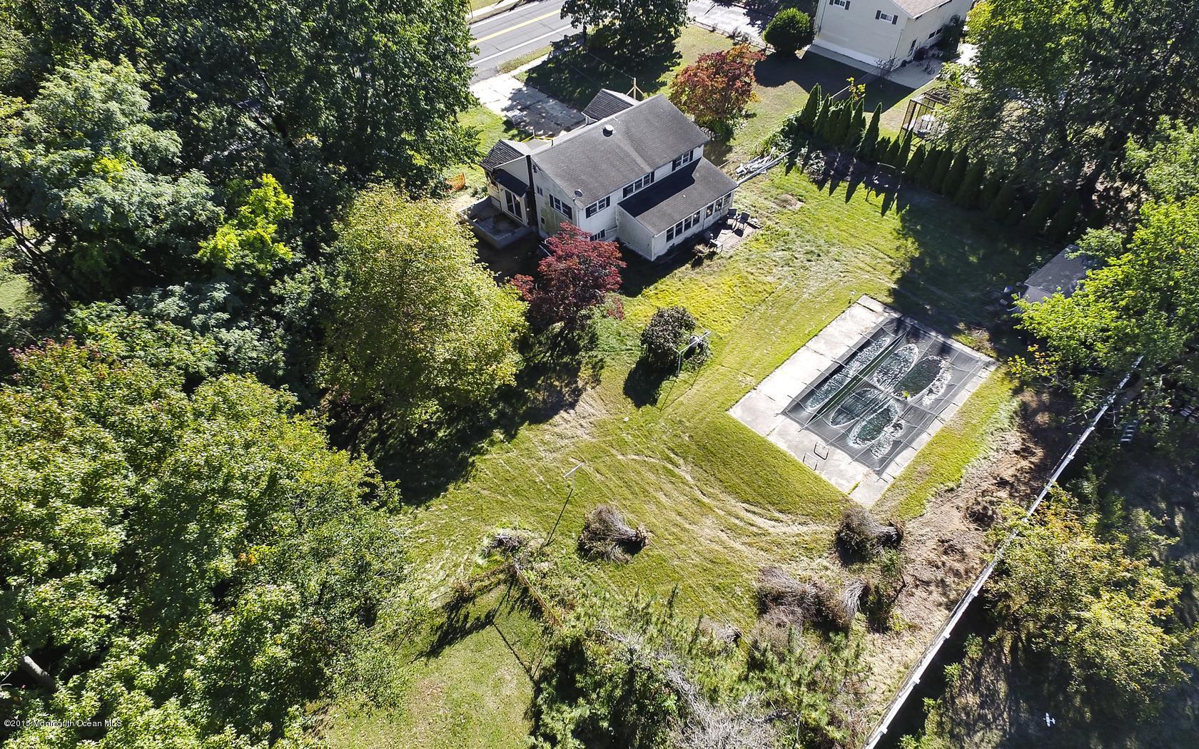 127 Cherry Tree Farm Road Middletown, NJ 07748 - Photo 8 of 12 10-photo-web-1680x1050-609613