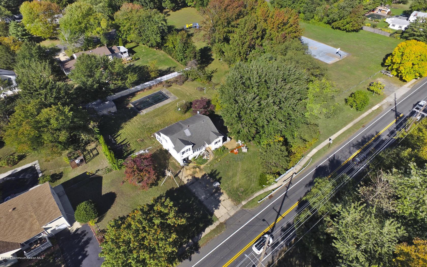 127 Cherry Tree Farm Road Middletown, NJ 07748 - Photo 10 of 12 14-photo-web-1680x1050-457636