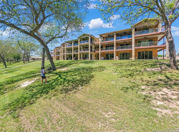 $549,000 | 540 River Run, Unit 301, New Braunfels, TX 78132