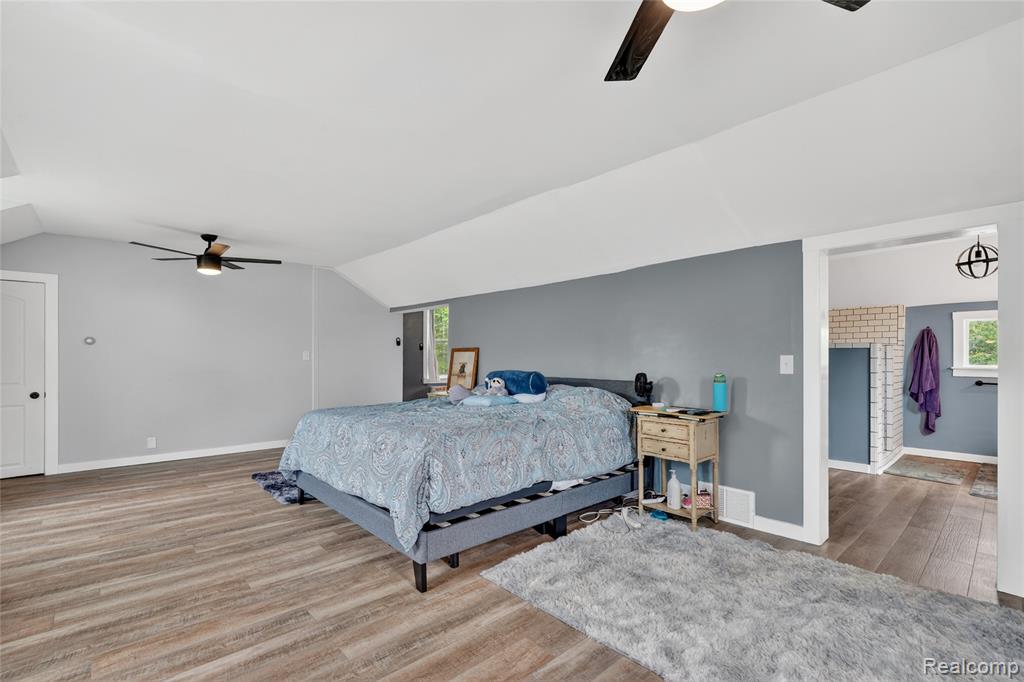 6235 Flushing Road Flushing, MI 48433 - Photo 22 of 58