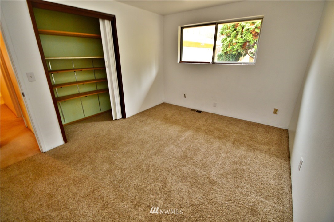 13111 156th Avenue Southeast Renton, WA 98059 - Photo 15 of 25 Gallery Image 15