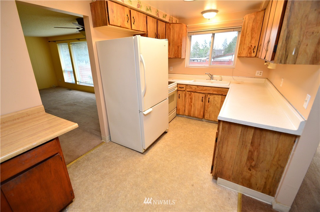 13111 156th Avenue Southeast Renton, WA 98059 - Photo 10 of 25 Gallery Image 10